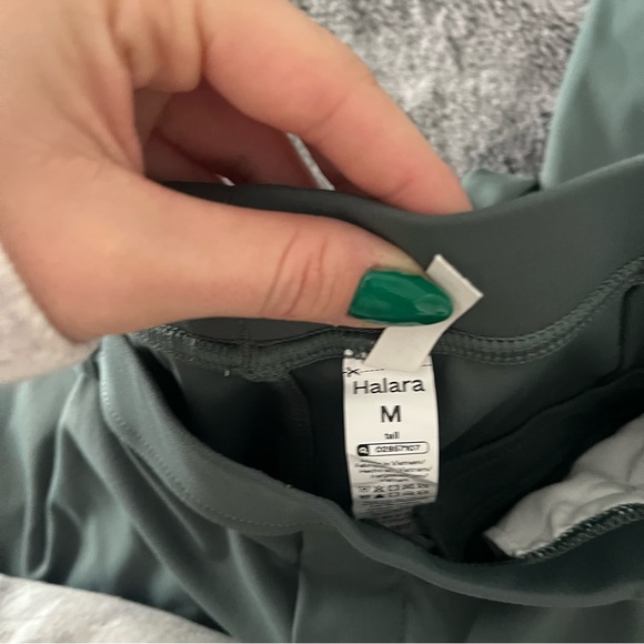 HALARA Sage Green Activewear Pants - Picture 3 of 3